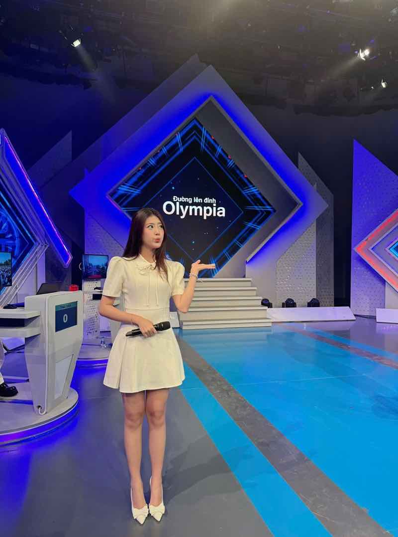 1A.292.pia-linh-truyen-thong-spotlight-vietnam00004