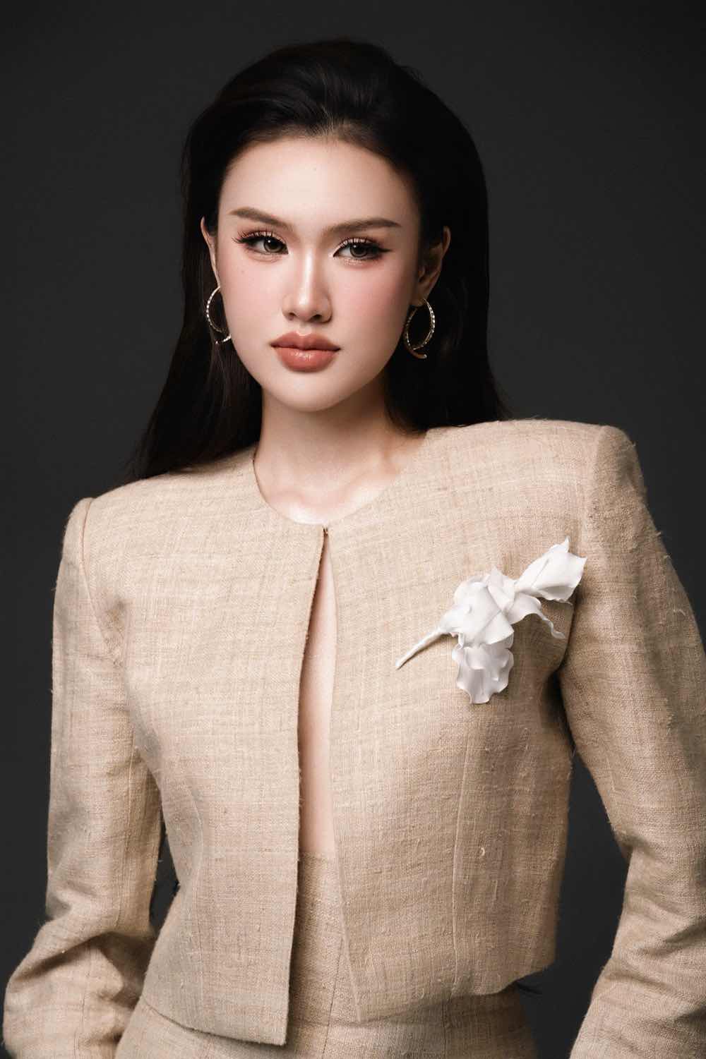 1A.302.trinh-my-anh-miss-earth-2025-truyen-thong-spotlight-vietnam-00023