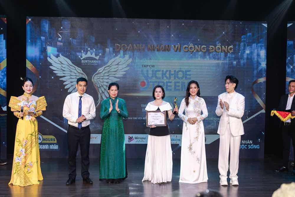 1A.424.nguyen-vu-say-mot-doi-vi-em-truyen-thong-spotlight-vietnam00002