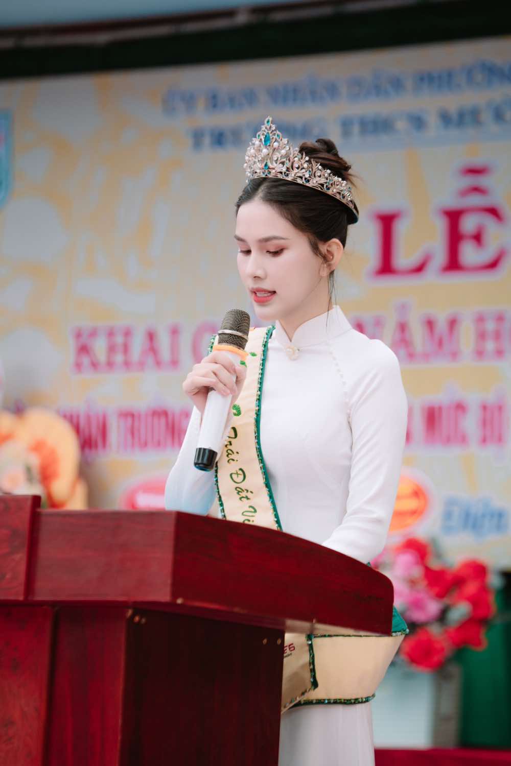 1A.590.a-hau-phan-tran-linh-dan-truyen-thong-spotlight-vietnam-05-09-2025 luc 031320 9