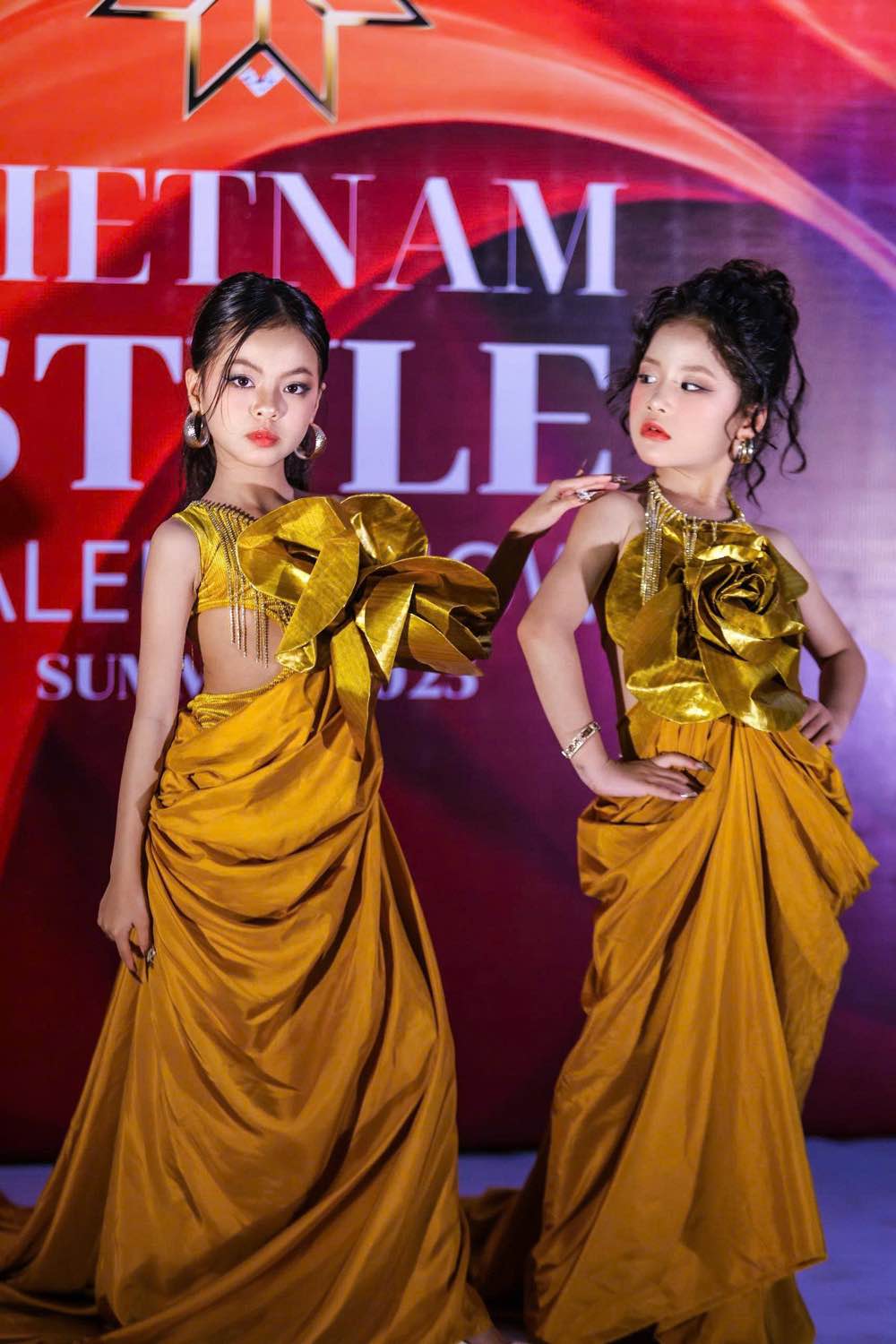 1A.716.viet-nam-style-talent-show-spotlight-vietnam-12