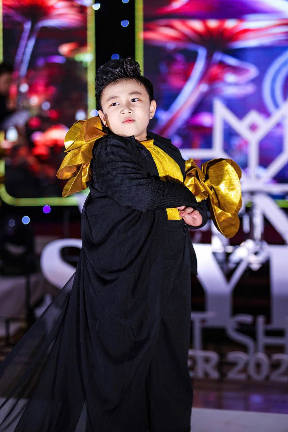 1A.716.viet-nam-style-talent-show-spotlight-vietnam-24
