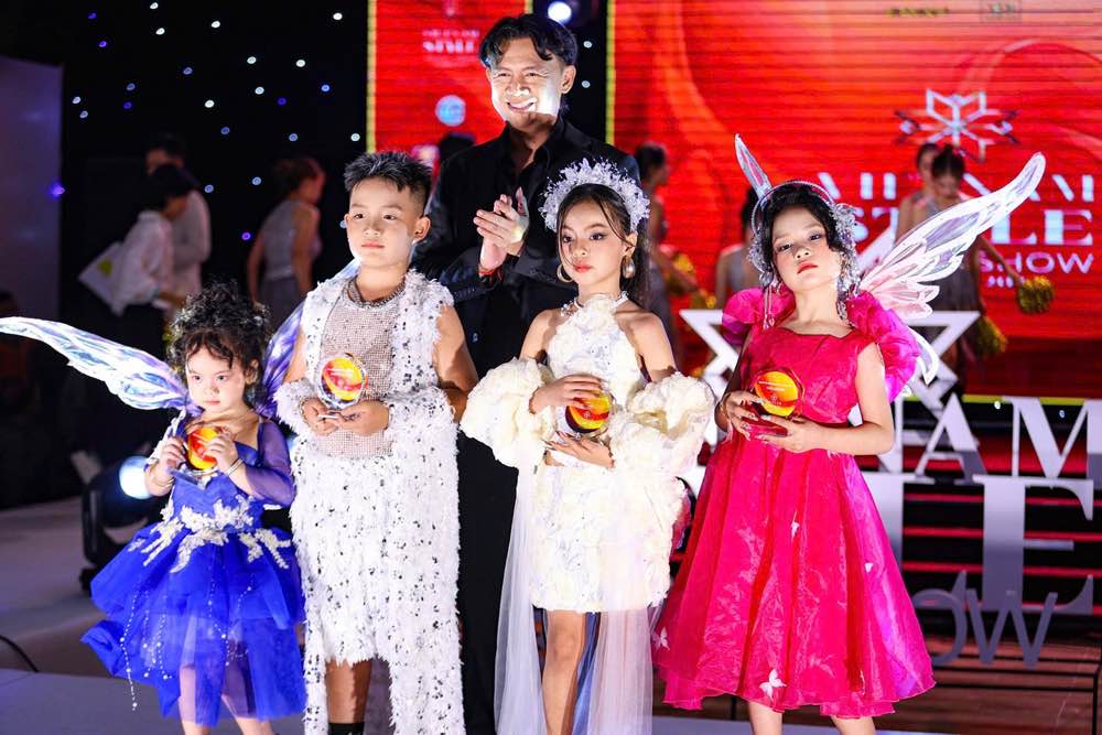 1A.716.viet-nam-style-talent-show-spotlight-vietnam-5
