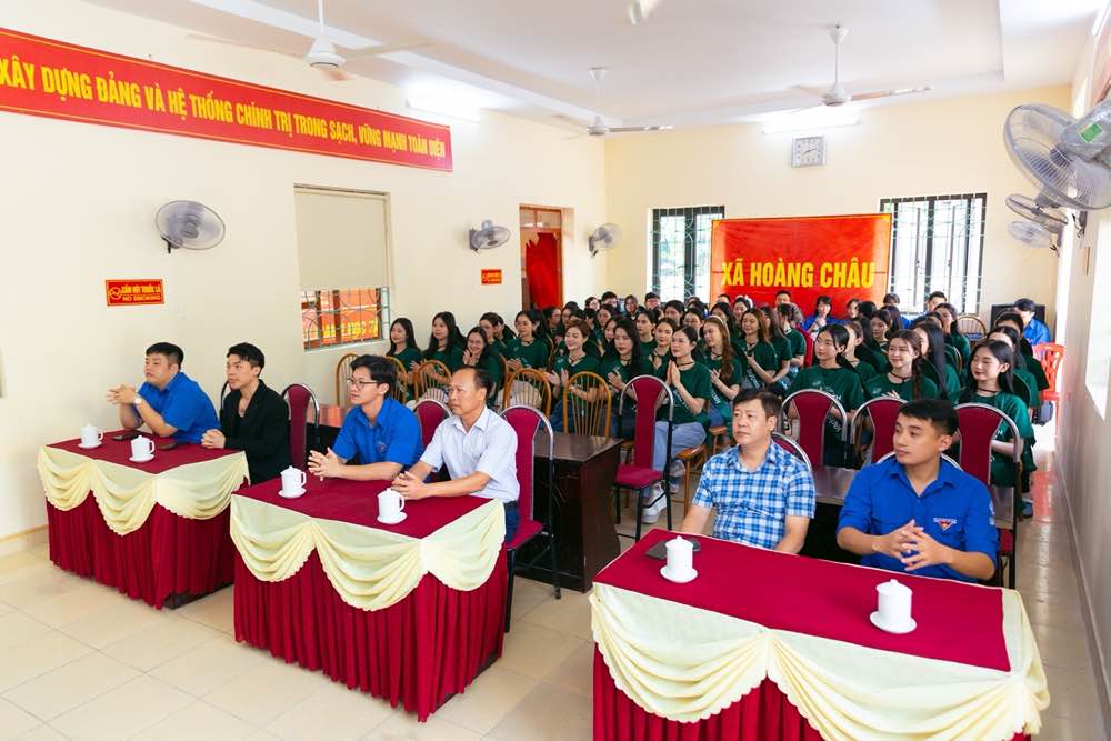 1A.764.hoa-hau-trai-dat-viet-nam-2025-spotlight-vietnam-18
