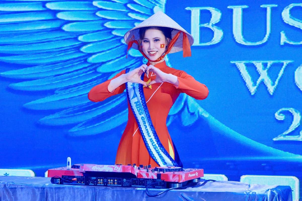 1A.811.a-hau-2-dj-lyly-miss-business-world-2025-spotlight-vietnam7