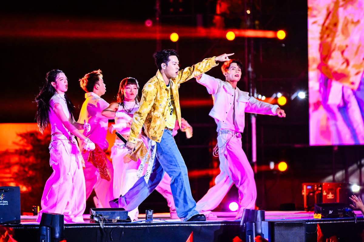 1A.819.dao-dien-bao-ka-vfest-all stars-spotlight-vietnam-4