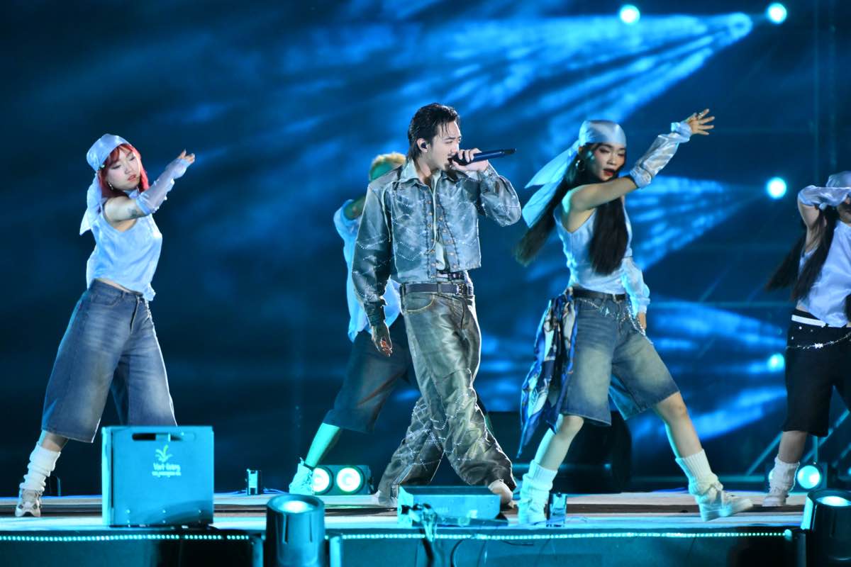 1A.819.dao-dien-bao-ka-vfest-all stars-spotlight-vietnam-6
