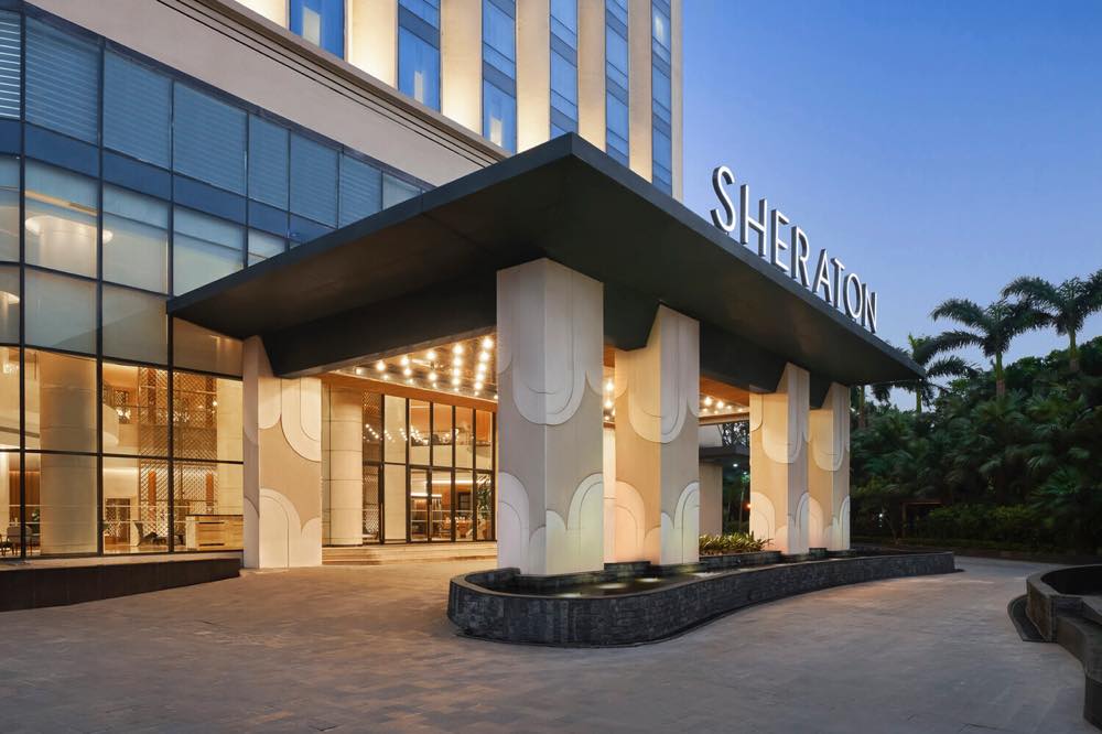 1A.830.sheraton-vietnam-Anh Ngoai that-truyen-thong-spotlight-vietnam
