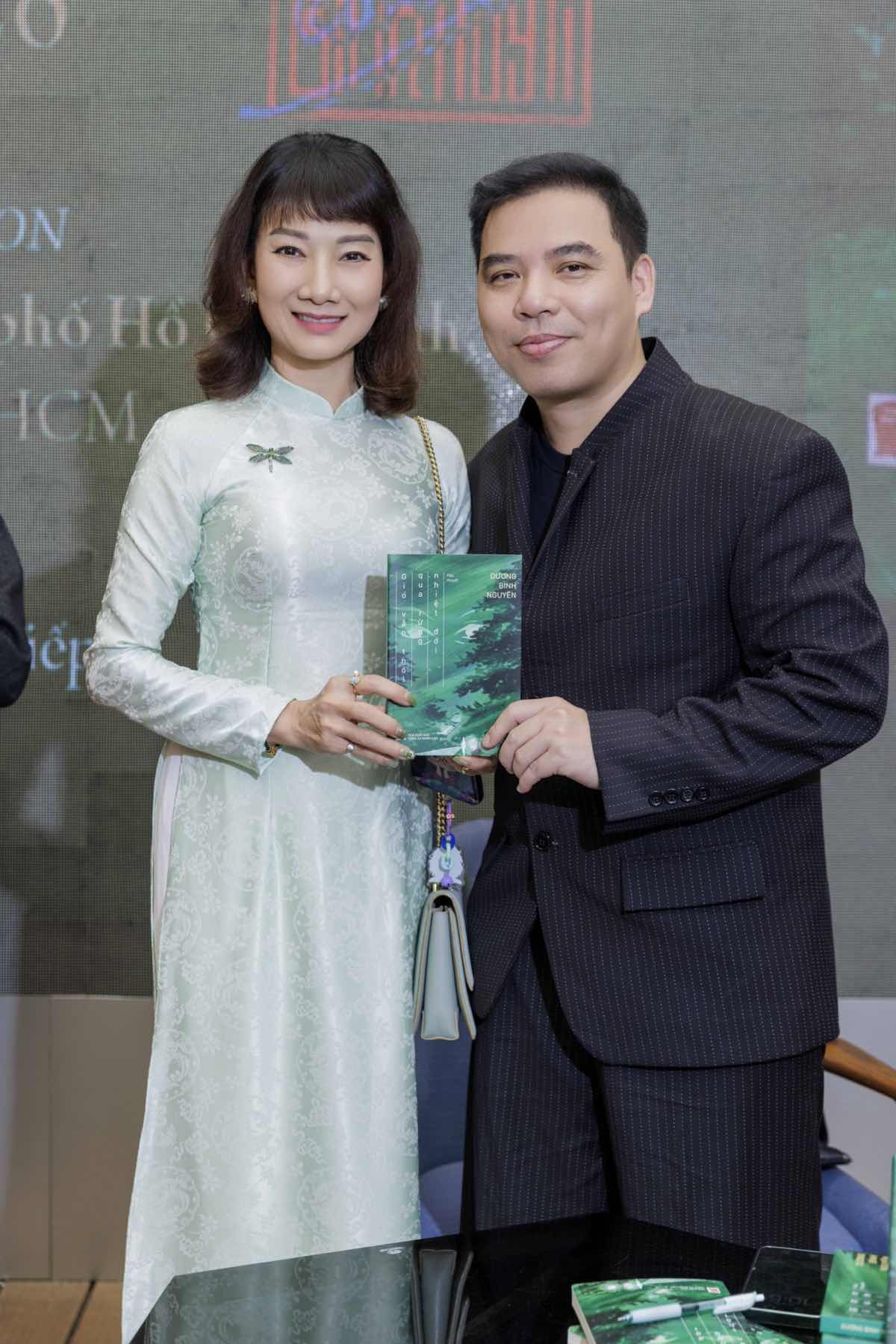 1a.07.gio-van-thoi-qua-rung-nhiet-doi-duong-binh-nguyen-30