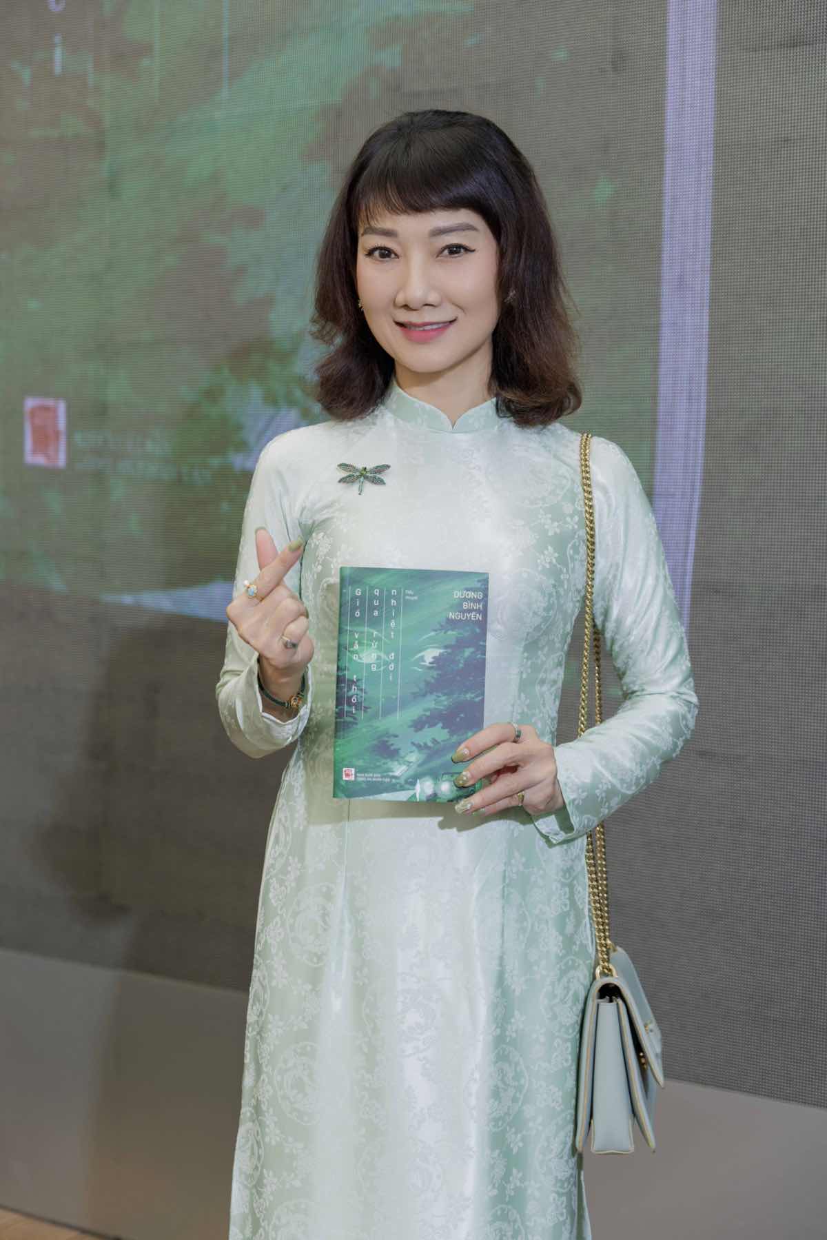 1a.07.gio-van-thoi-qua-rung-nhiet-doi-duong-binh-nguyen-31