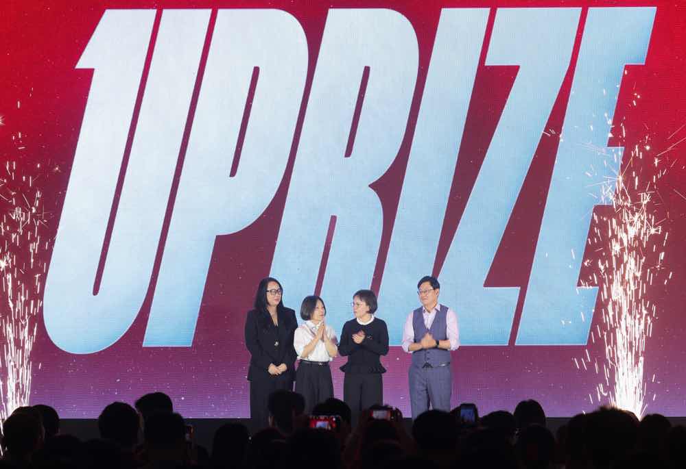 1a.11.yeah1-sony-UPRIZE-2