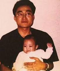 1a.116.v-taehyung-and-his-dad-message-truyen-thong-spotlight-vietnam3