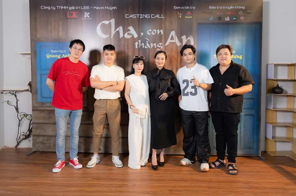 1a.14.NSX Kevin Huynh - Đd Thuan Hung - NS Cat Phuong - NSUT Hanh Thuy - Bien kich Quang Anh - NSX Phong Lee 1-cha-con-thang-an-