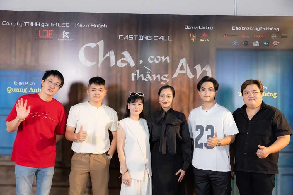 1a.14.NSX Kevin Huynh - Đd Thuan Hung - NS Cat Phuong - NSUT Hanh Thuy - Bien kich Quang Anh - NSX Phong Lee-cha-con-thang-an-