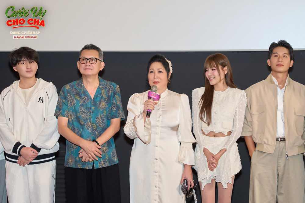 1a.165.cuoi-vo-cho-cha-cinetour-truyen-thong-spotlight-vietnam-4