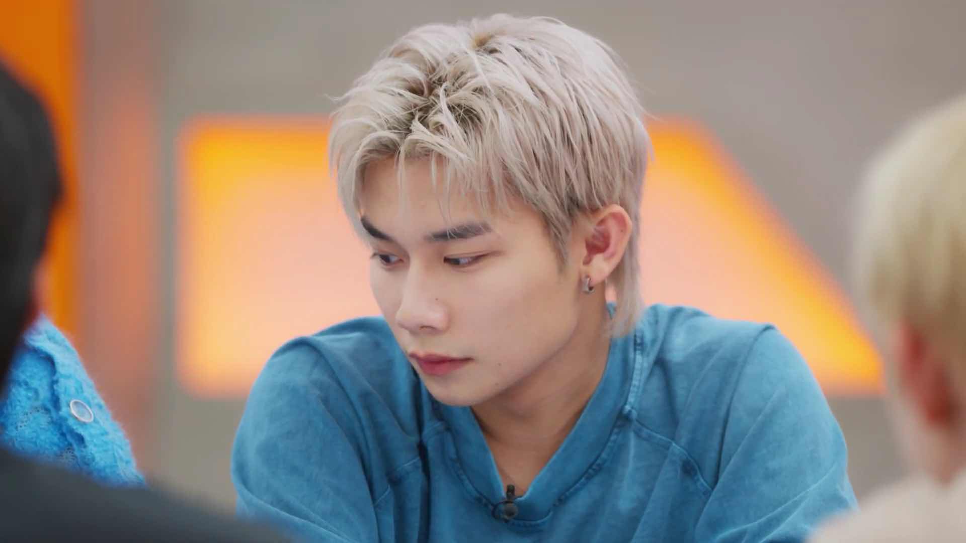 1a.195.Swan Nguyen đan đo ve su lua chon giua the manh hay su but pha tai Vong 2 Cong dien 3