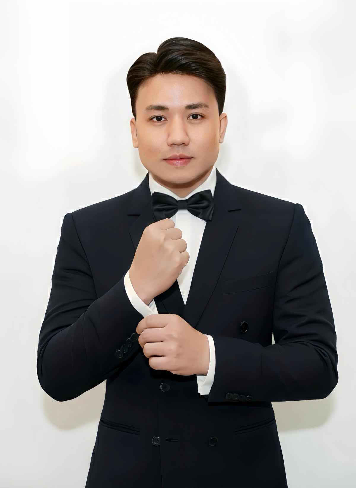 1a.22.tong-dao-dien-Anh-Duc-nghia-tinh-ban-co-4