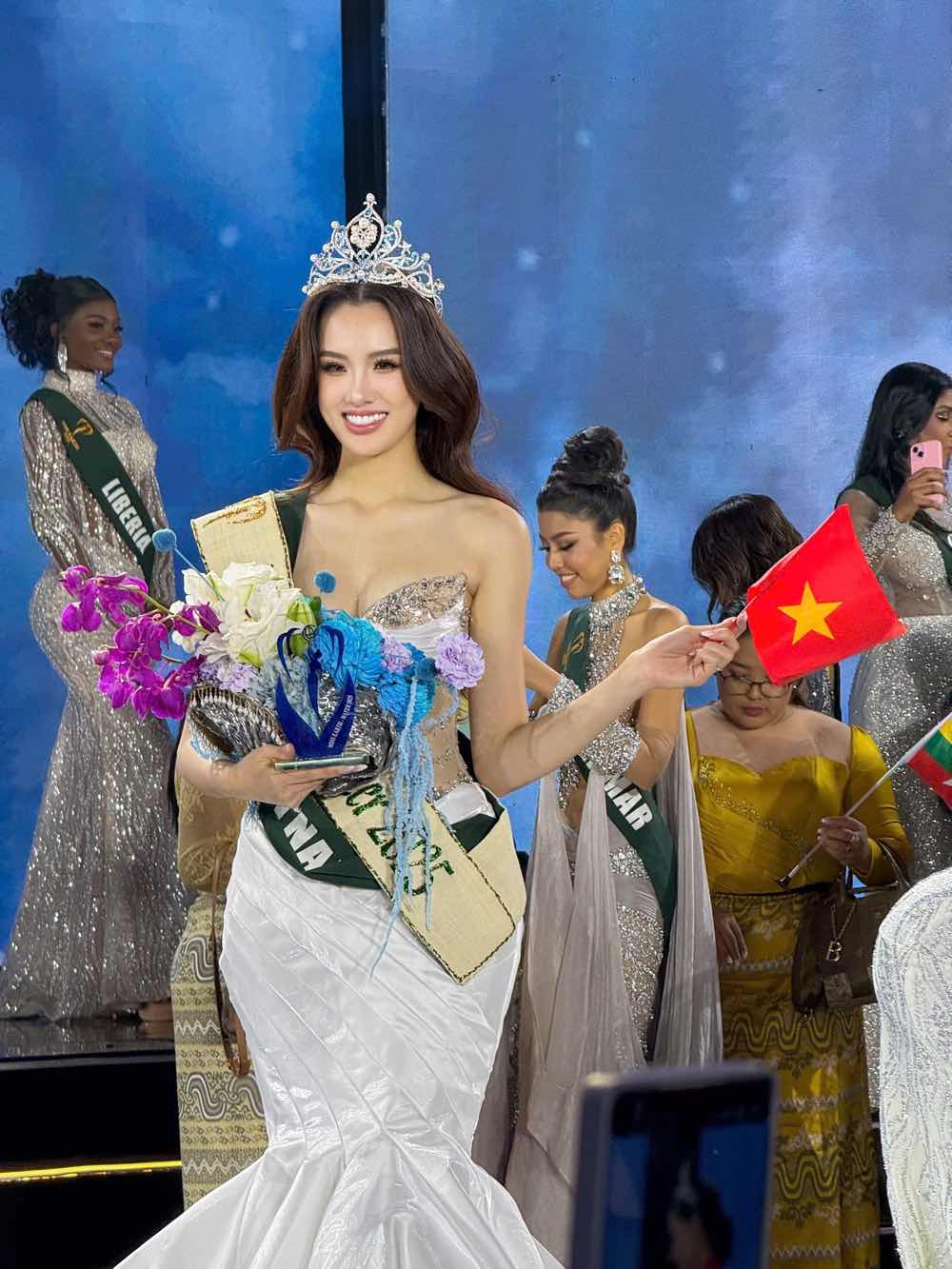 1a.239.trinh-my-anh-a-hau-water-miss-earth-202517