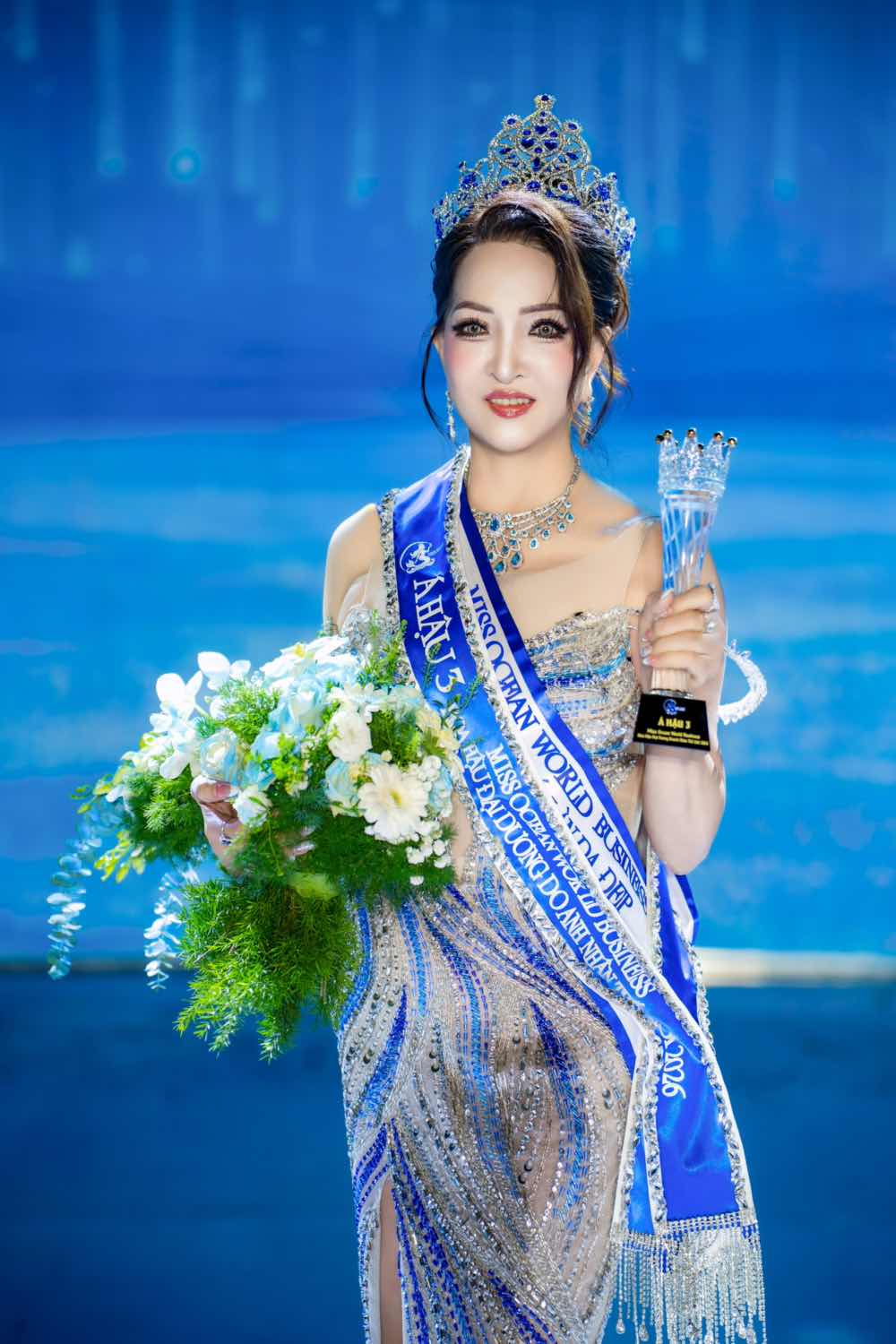 1a.31.chung-ket-miss-ocean-world-business-2026-hoa-hau-dai-duong-doanh-nhan-the-gioi-truyen-thong-spotlight-vietnam-12