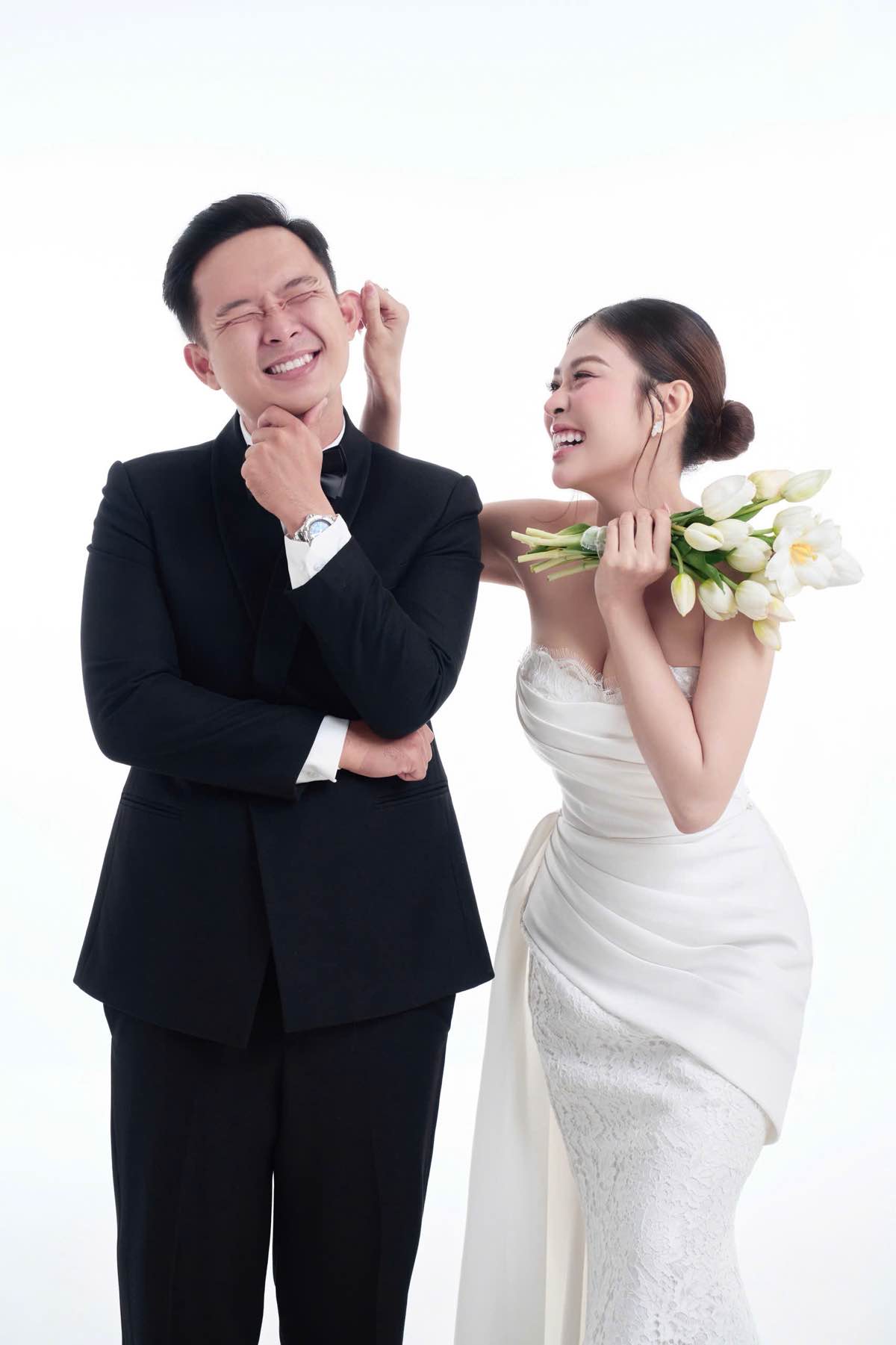 1a.315.a-hau-nguyen-hoang-phuong-uyen-wedding-truyen-thong-spotlight-vietnam-00009