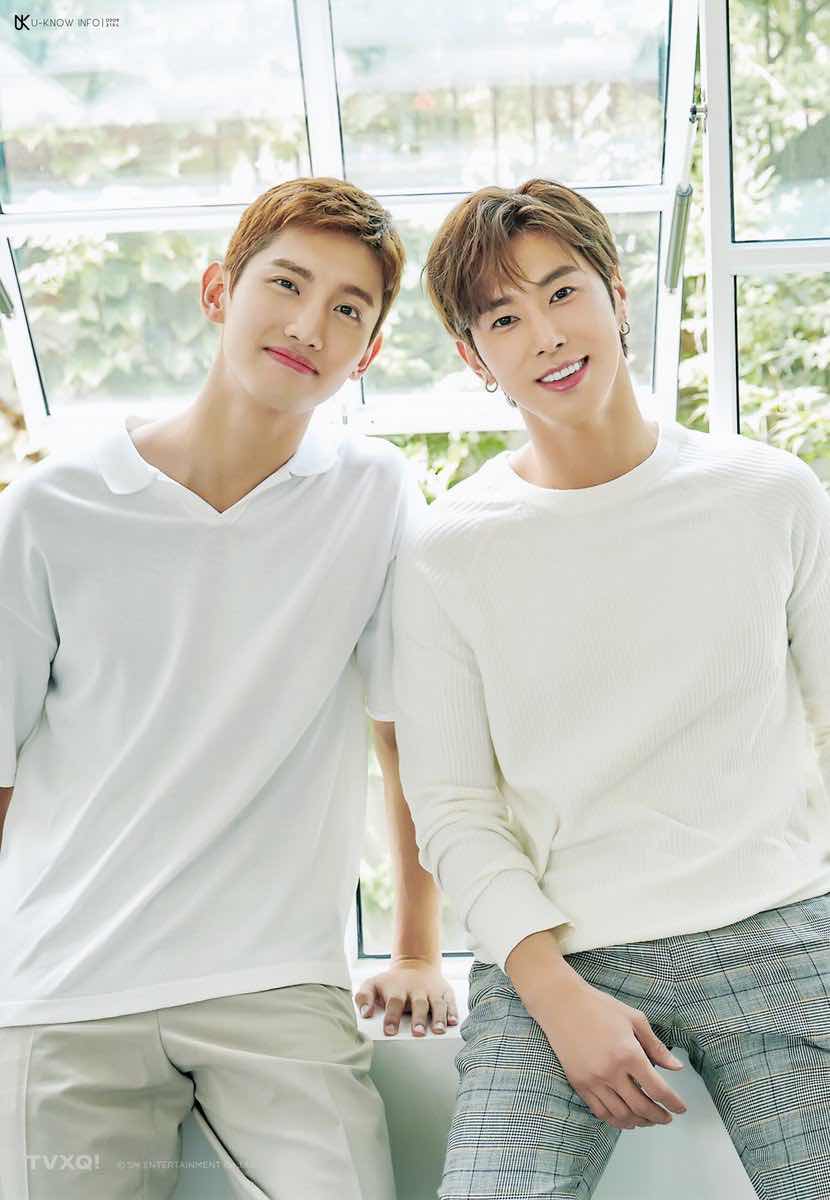 1a.376.you-know-yunho-dbsk-tvxq-truyen-thong-spotlight-vietnam00004