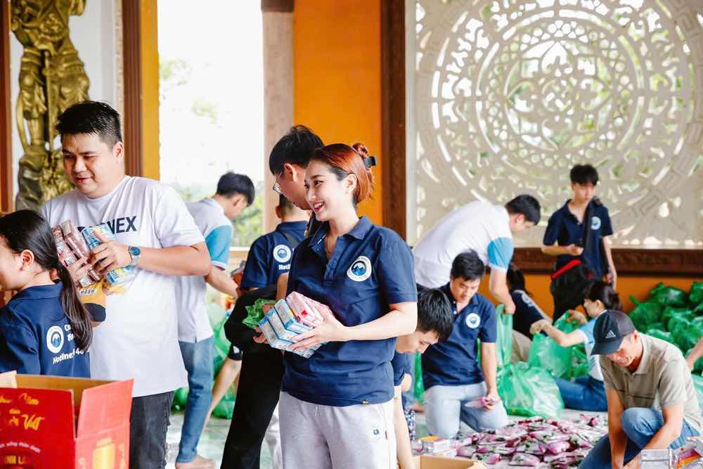 1a.400.ceo-le-pham-cao-my-kim-truyen-thong-spotlight-vietnam00007