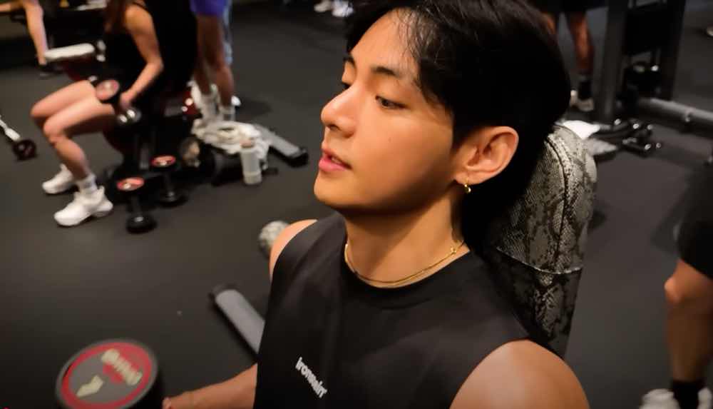 1a.401.bts-gym-before-comeback-2025-truyen-thong-spotlight-vietnam00001