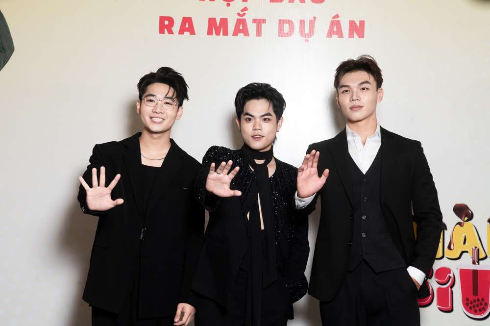 1a.431.Thanh Dinh - Quang Anh - Quang Huy