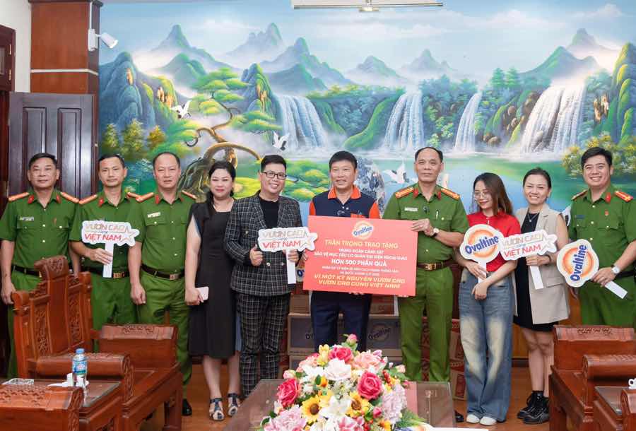 1a.598.Tiep suc tai Trung đoan Canh sat bao ve muc tieu co quan đai dien Ngoai giao  noi cac chien si ngay đem giu gin an toan cho su kien A80