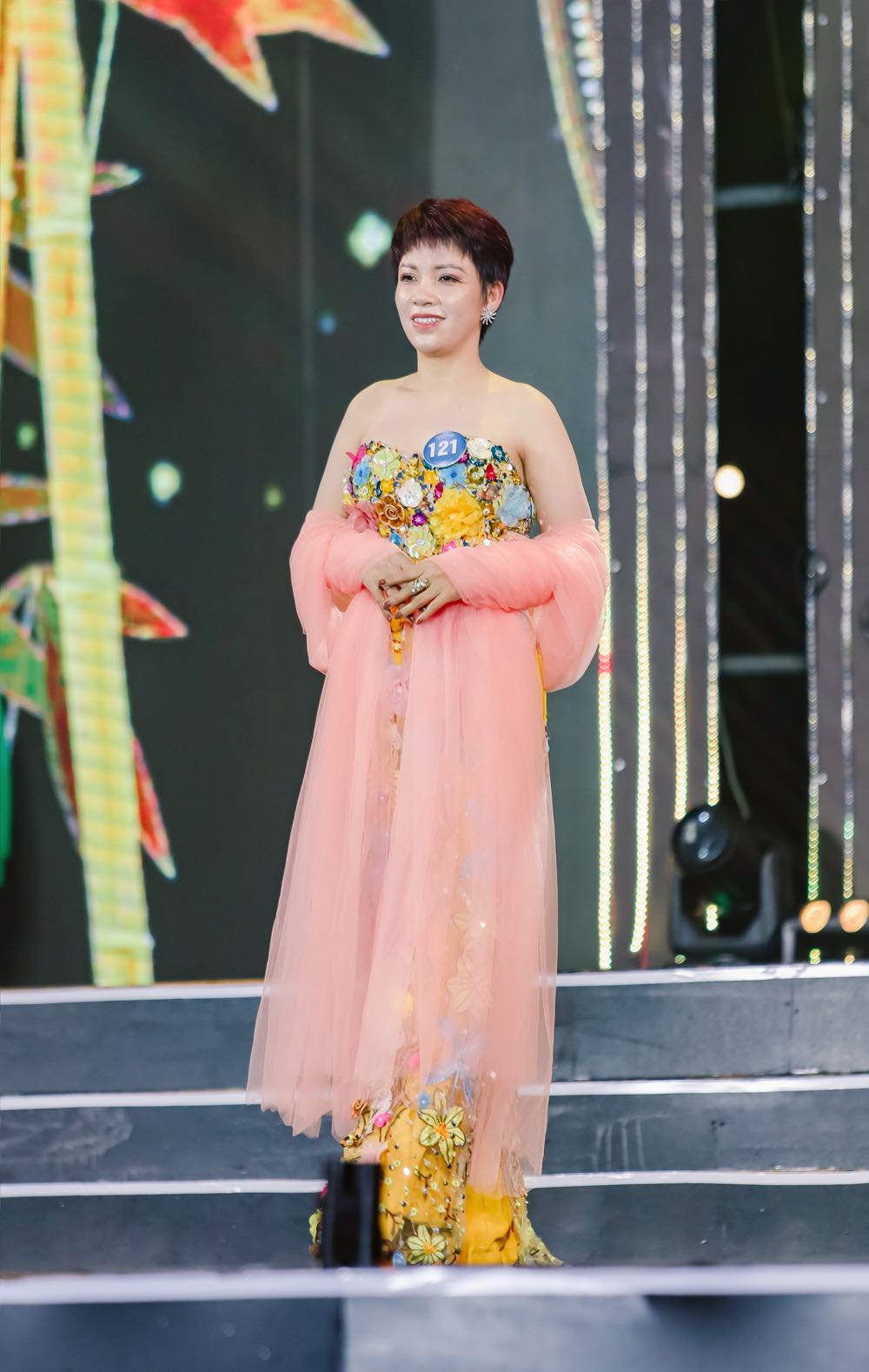 3a.85.nguoi-dep-ao-dai-nguyen-thi-phuong-6