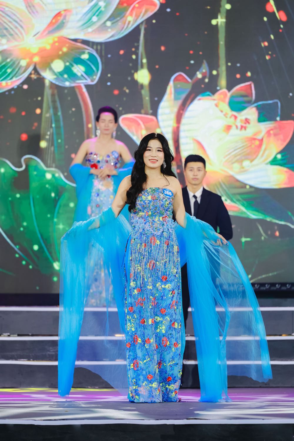 3a.91.a-hau-3-tran-thi-thu- trang-miss-asian-2024-hoa-hau-doanh-nhan-chau-a-13