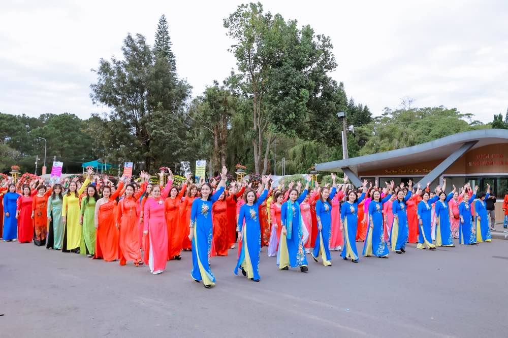 3b.20.le-hoi-ao-dai-da-lat-2024-1