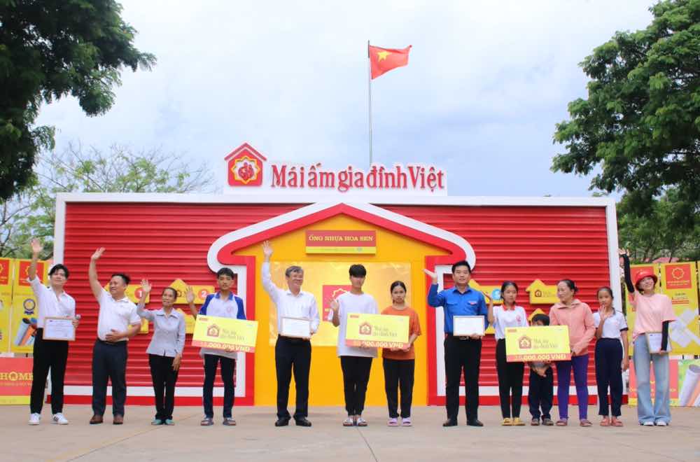 3b.69.mai-am-gia-dinh-viet-quang-binh-2024-1