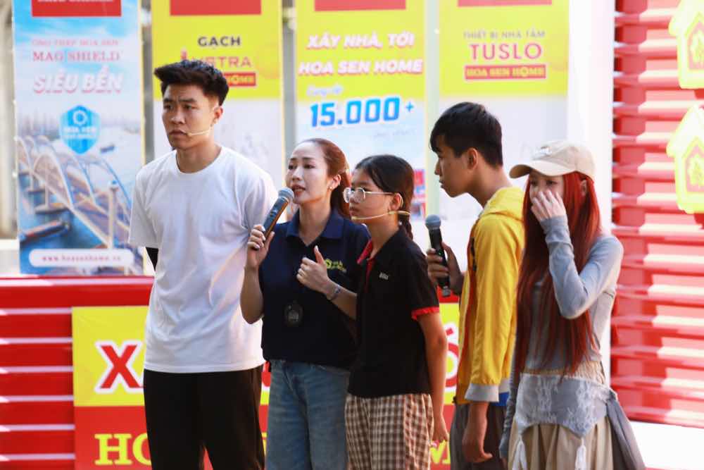 1z.134.oc-thanh-van-mai-am-gia-dinh-viet-pham-thanh-tuyen-ha-thi-ngoc-bich-truyen-thong-spotlight-vietnam- 35