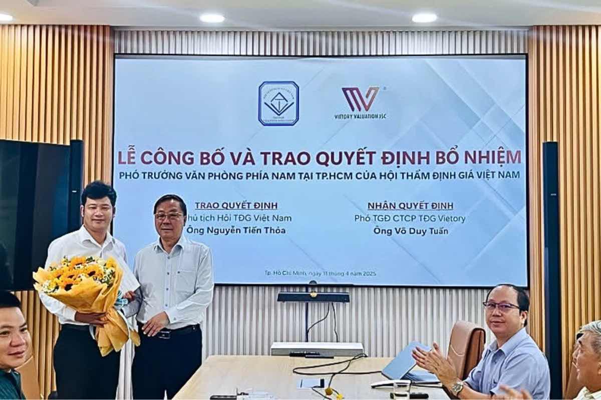 1z.160.cong-ty-tham-dinh-gia-vietory-truyen-thong-spotlight-vietnnam- 3
