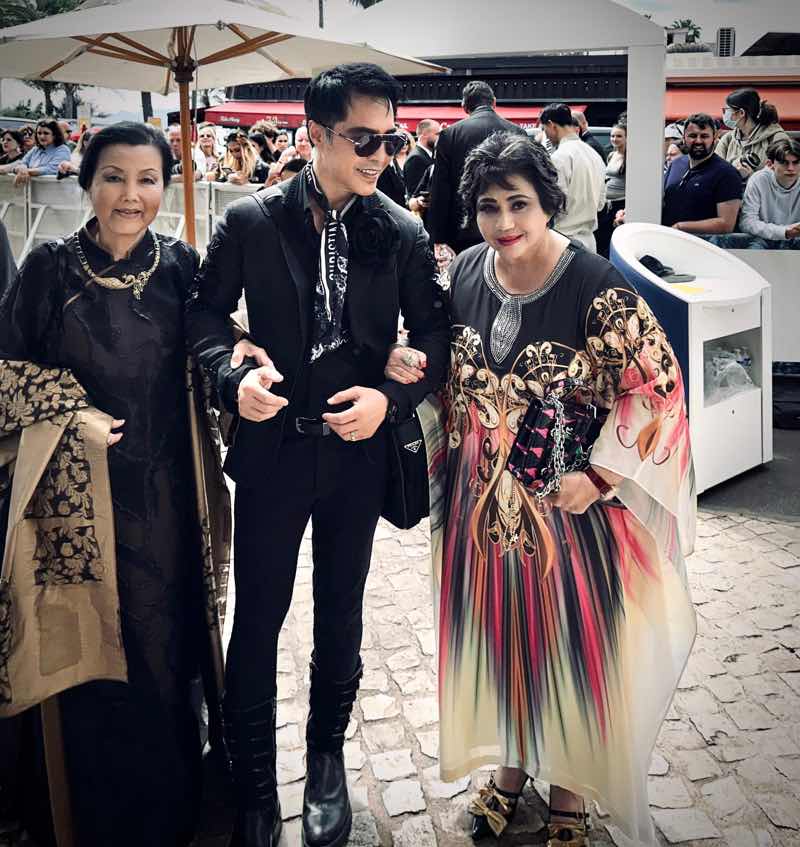 1z.300.Kieu Chinh - Daniel K. Winn cung khach moi tai Cannes 2026