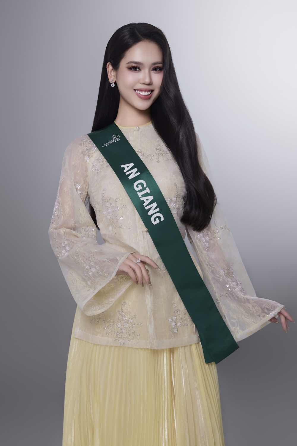 1z.339.My Phung-hoa-hau-nam-vuong-du-lich-viet-nam-2026