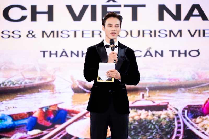 1z.355.hoa-hau-nam-vuong-du-lich-viet-nam-2026-truyen-thong-spotlight-vietnam-26