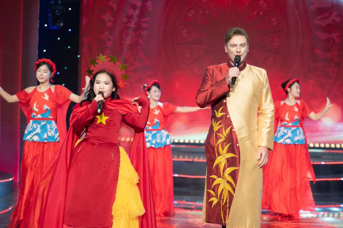 1z.490.9-talent-cong-bo-du-an-2026-truyen-thong-spotlight-vietnam-11