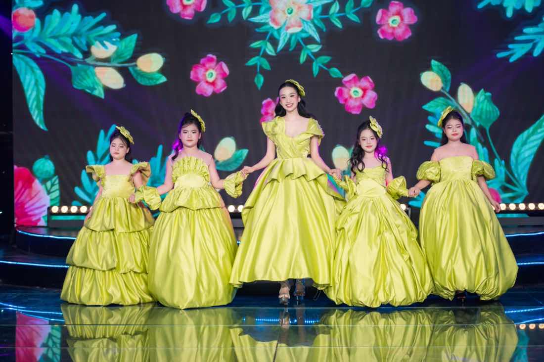 1z.490.9-talent-cong-bo-du-an-2026-truyen-thong-spotlight-vietnam-36