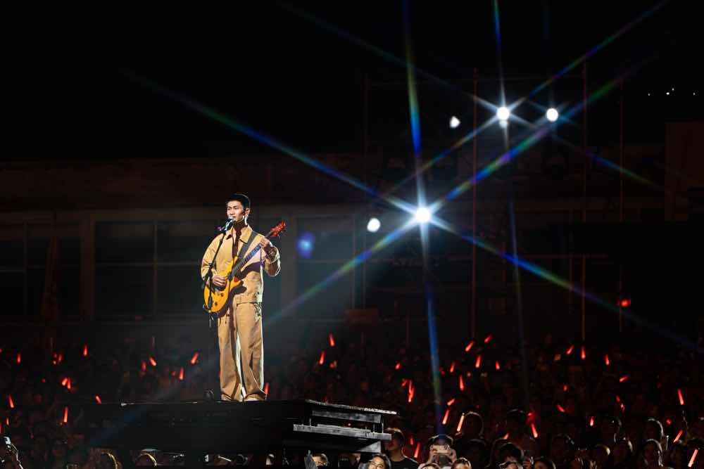 1z.499.truyen-thong-spotlight-vietnam-sao-concert-2026-21