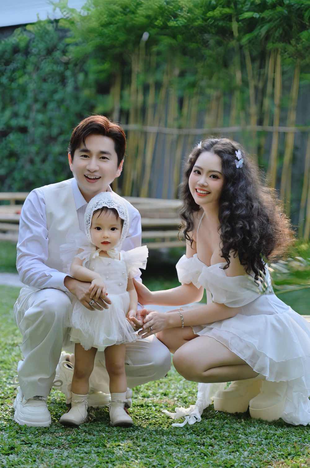 1z.519.bang-cuong-ky-niem-25-nam-ca-hat-truyen-thong-spotlight-vietnam-3