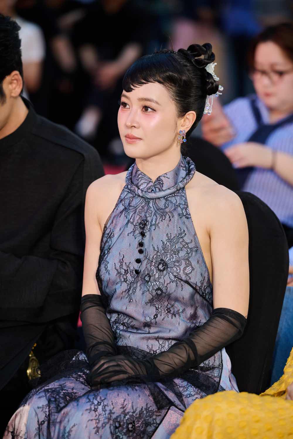 1z.539.Dien vien Thien Tu 2