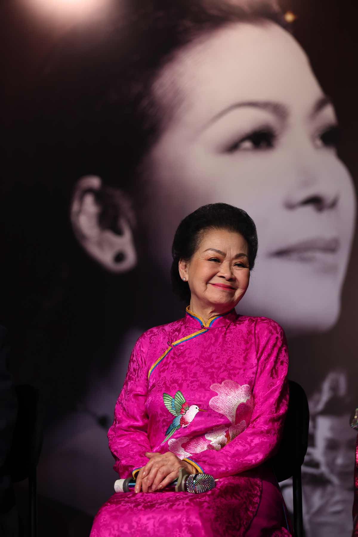 1z.900.ca-si-khanh-ly-hat-cung-nguon-coi-32