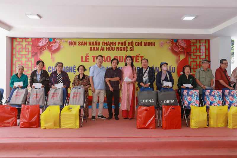 1z.966.nsnd-trinh-kim-chi-12