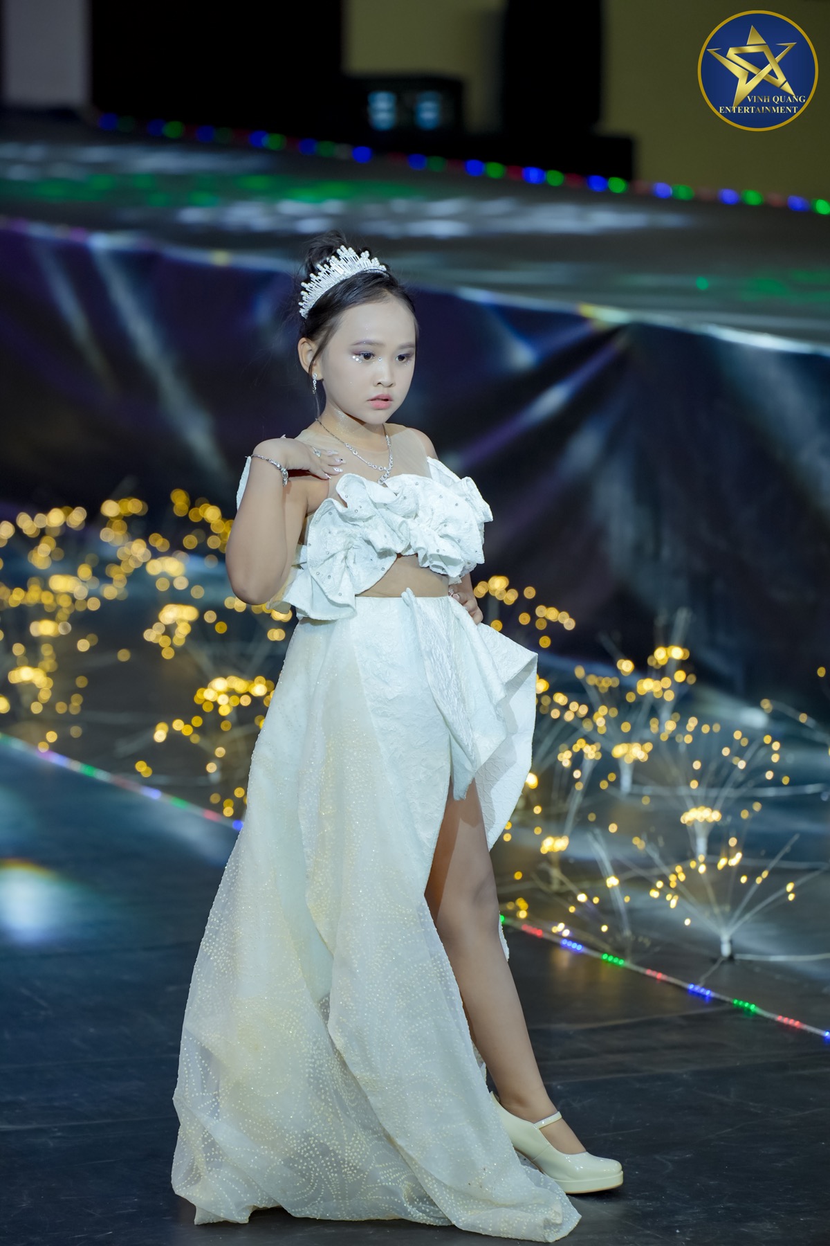 66.model-kid-thien-kim-truyen-thong-spotlight-vietnam17