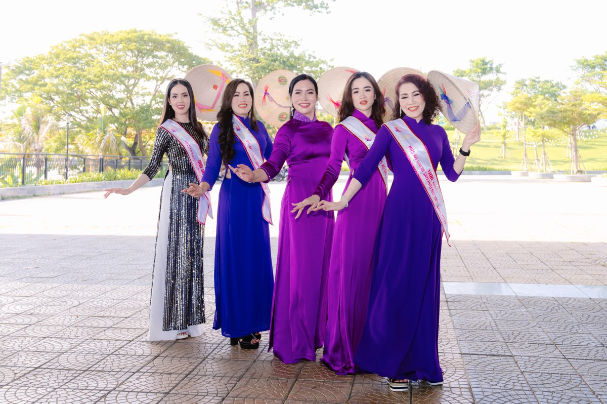 490.a-hau-bich-ngoc-miss-di-san-ao-dai-phu-nu-viet-nam-qua-anh-202414