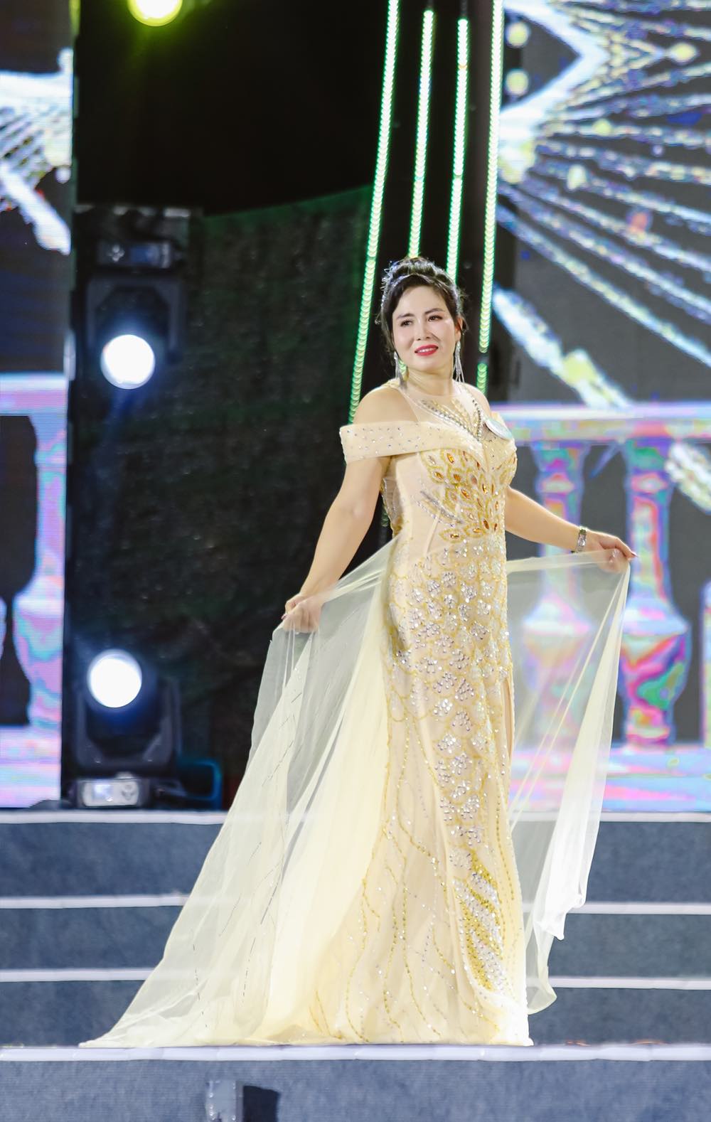 45.a-hau-nguyen-thi-ninh-hai-miss-business-earth-2024-3