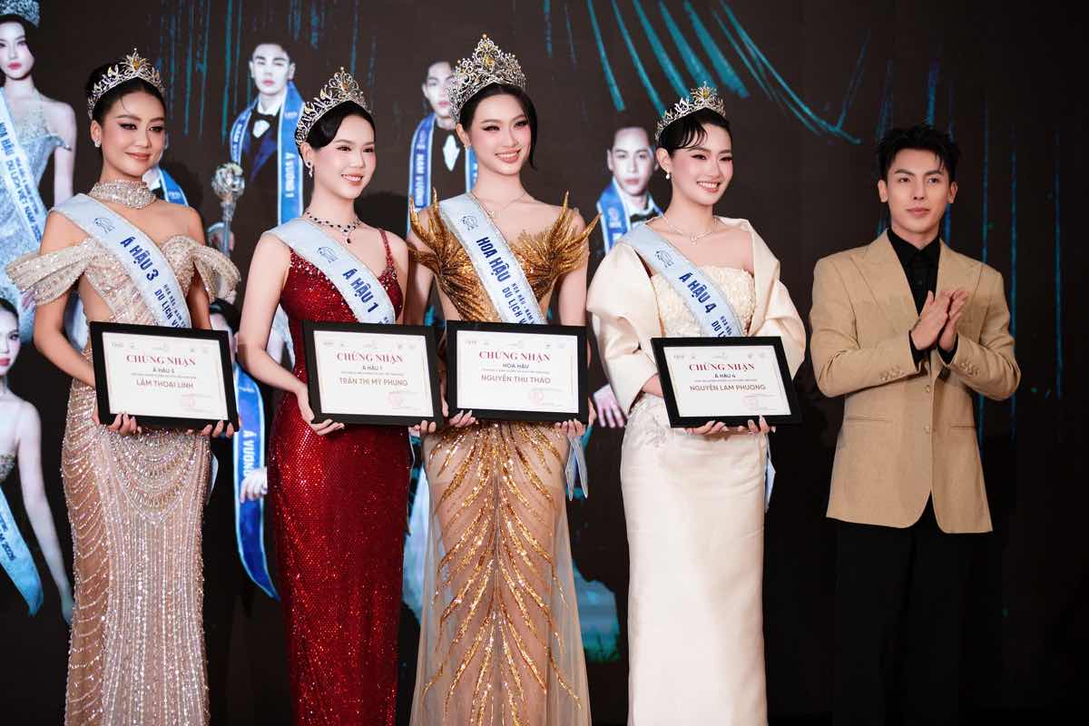 1z.221.nam-vuong-hoa-hau-du-lich-viet-nam-2025-1