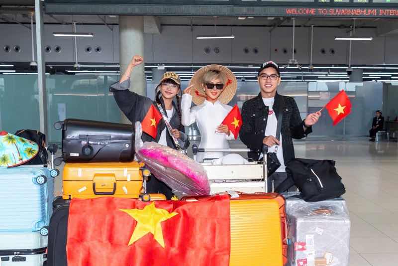 1z.257.van-pham-mrs-tourism-queen-international-2026-truyen-thong-spotlight-vietnam-2